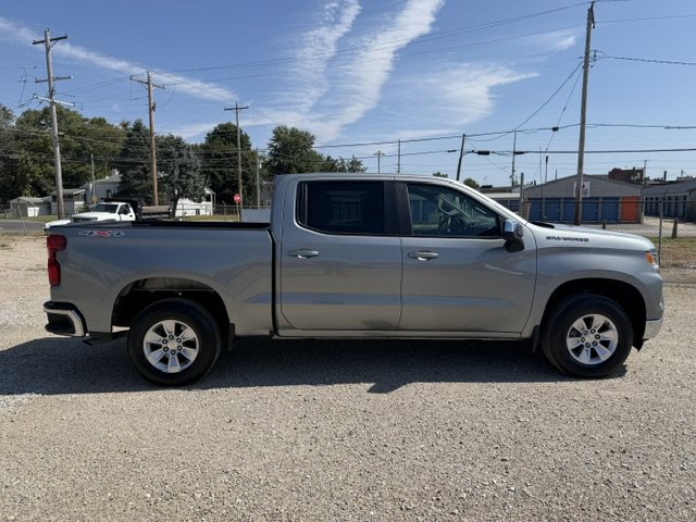 Used 2026 Chevrolet Silverado 1500 LT AWD/4WD image 6