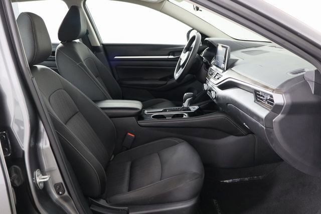 Used 2023 Nissan Altima 2.5 SV FWD image 19