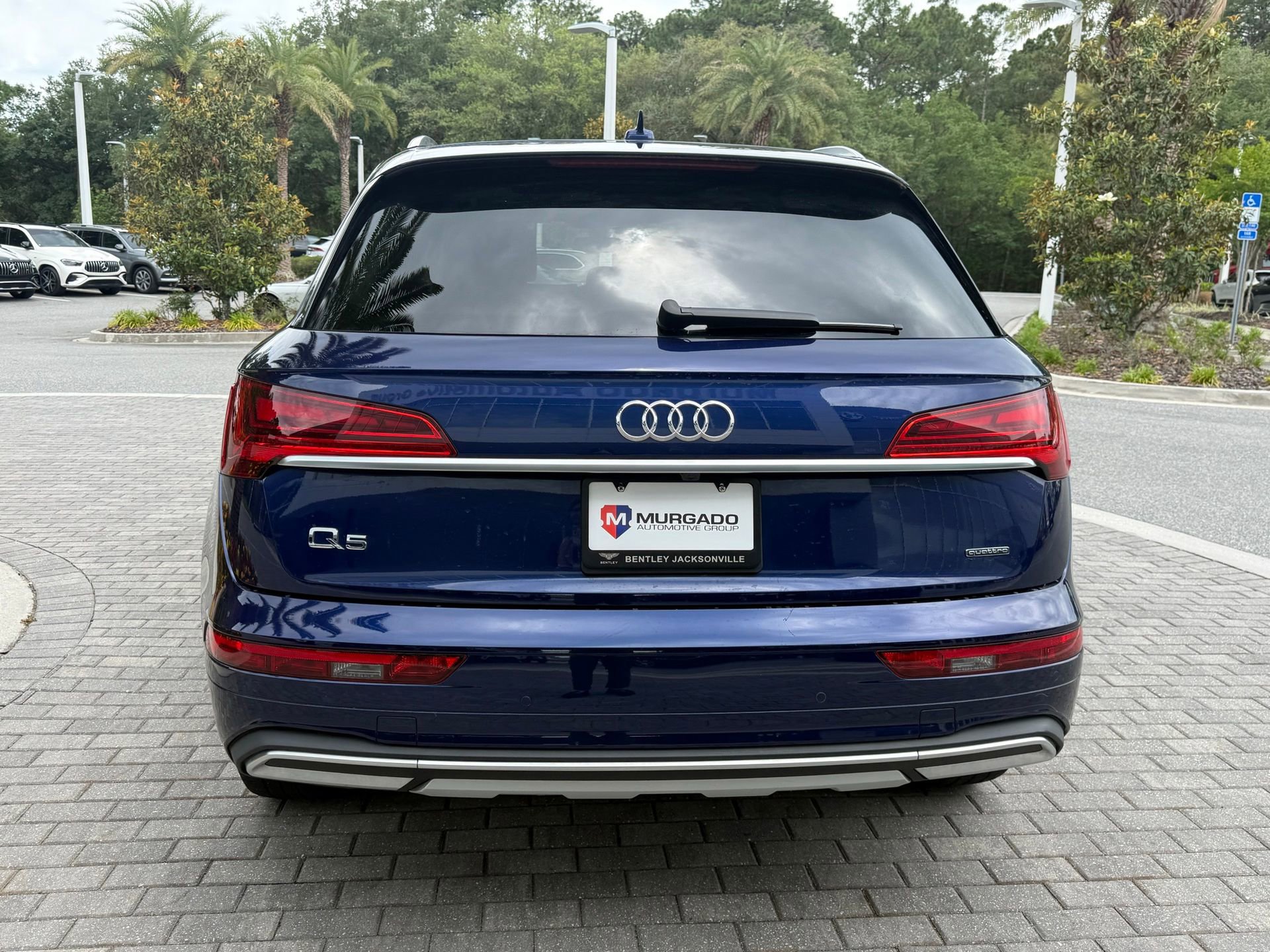 Used 2023 Audi Q5 2.0T Premium w/ Convenience Package AWD/4WD image 11