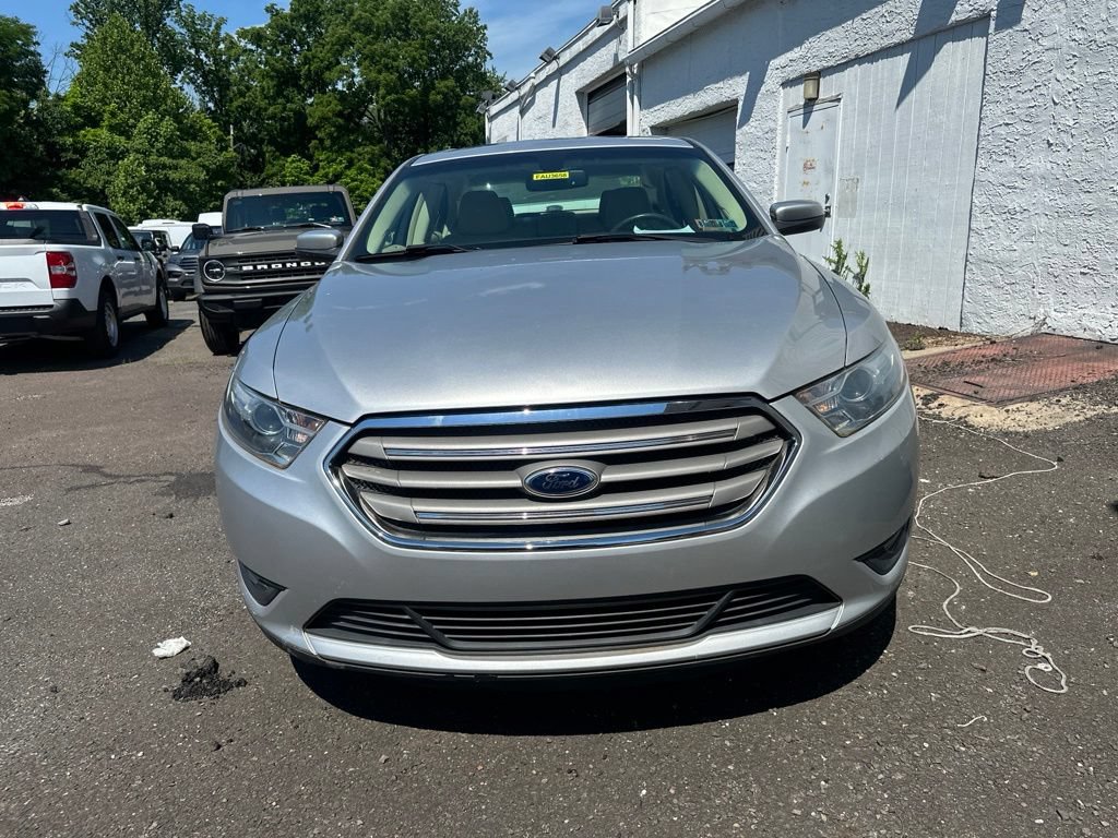 Used 2013 Ford Taurus SEL FWD image 7