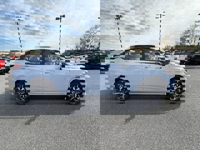 New 2025 Nissan Versa SV w/ Trunk Package image 4