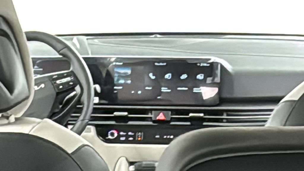 New 2026 Kia Sportage EX image 17