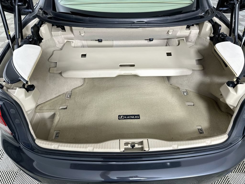 Used 2010 Lexus IS 350C RWD image 39