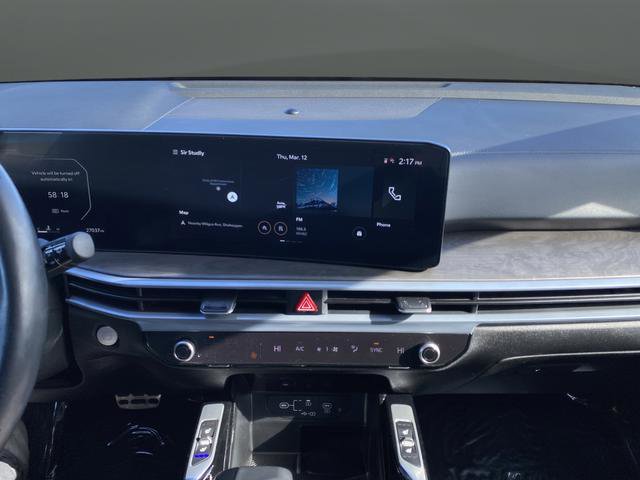 Certified 2024 Kia Sorento SX Prestige image 9