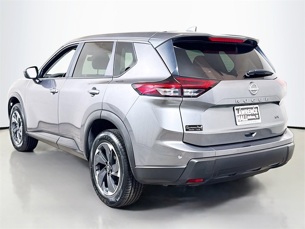 Used 2024 Nissan Rogue SV image 6