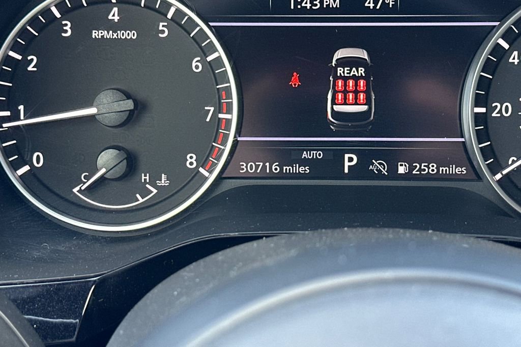 Used 2024 Nissan Pathfinder SV AWD/4WD image 28