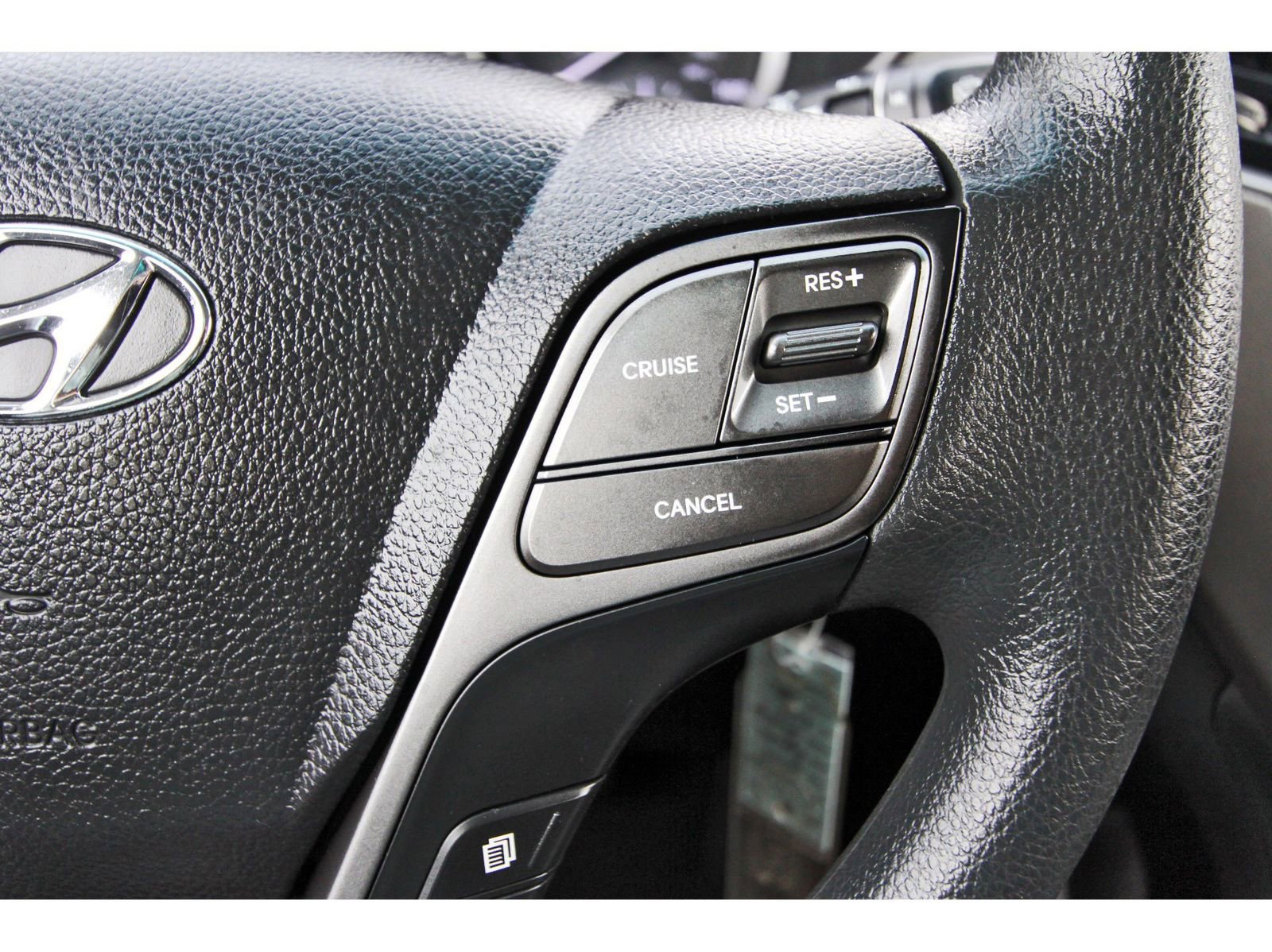 Used 2018 Hyundai Santa Fe Sport FWD image 19