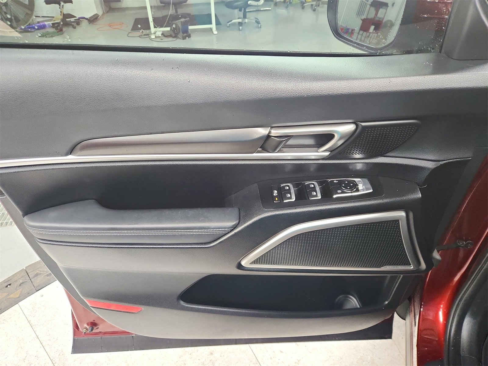 Used 2024 Kia Telluride S w/ S Sunroof Package image 34