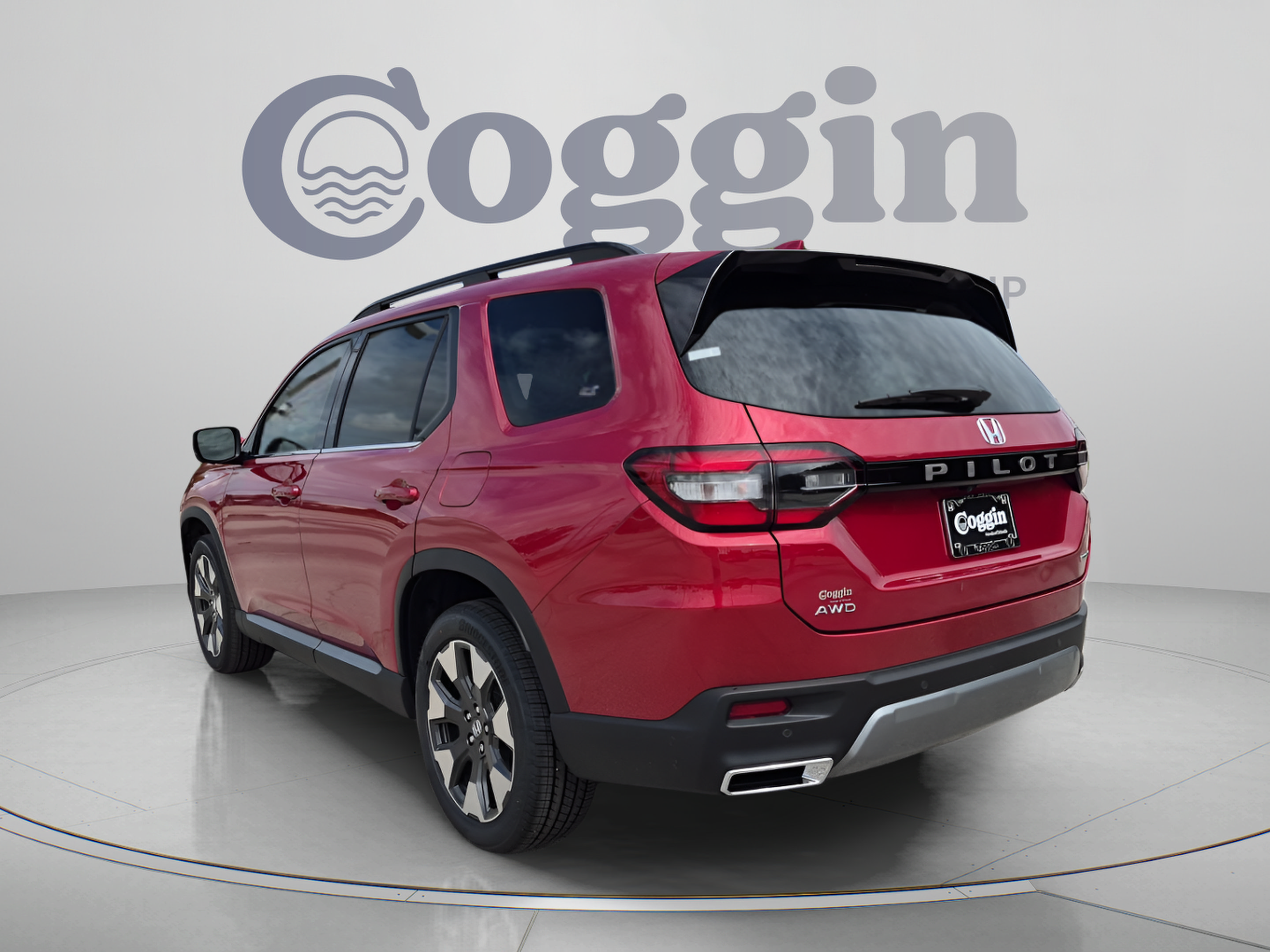 New 2026 Honda Pilot Touring image 4