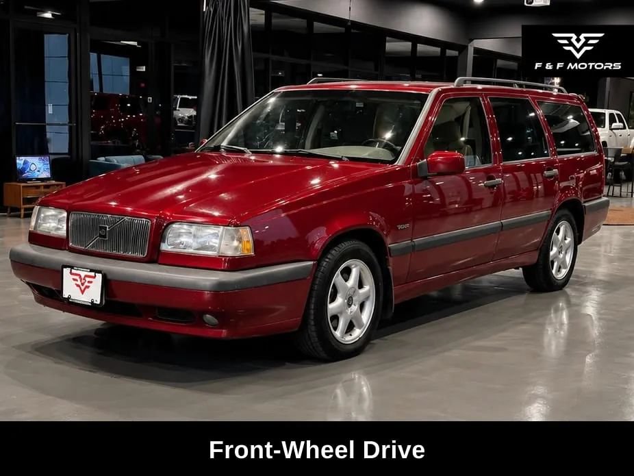 Used 1997 Volvo 850 Wagon FWD image 2