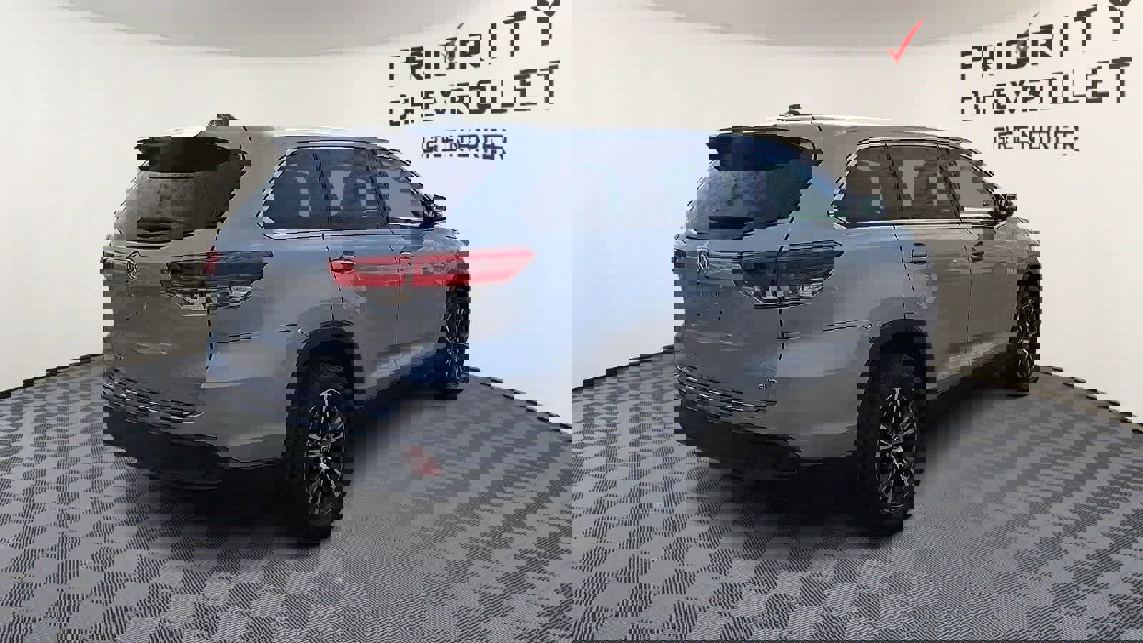 Used 2019 Toyota Highlander LE image 8