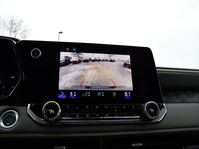 Used 2024 Chevrolet Colorado ZR2 w/ ZR2 Convenience Package III image 18