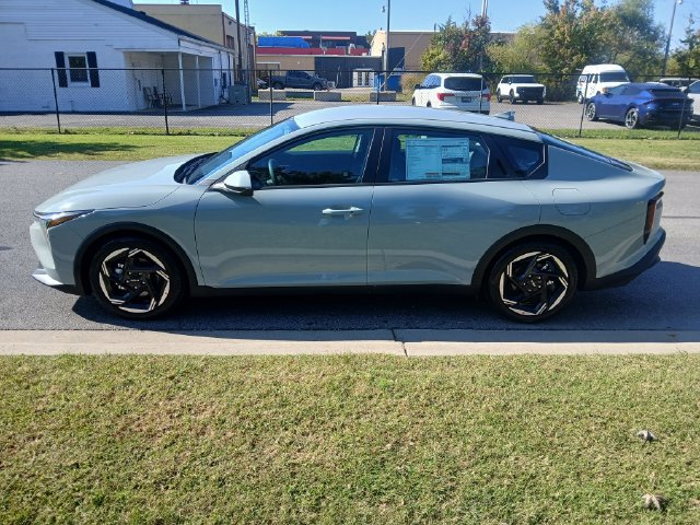 New 2026 Kia K4 EX FWD image 3