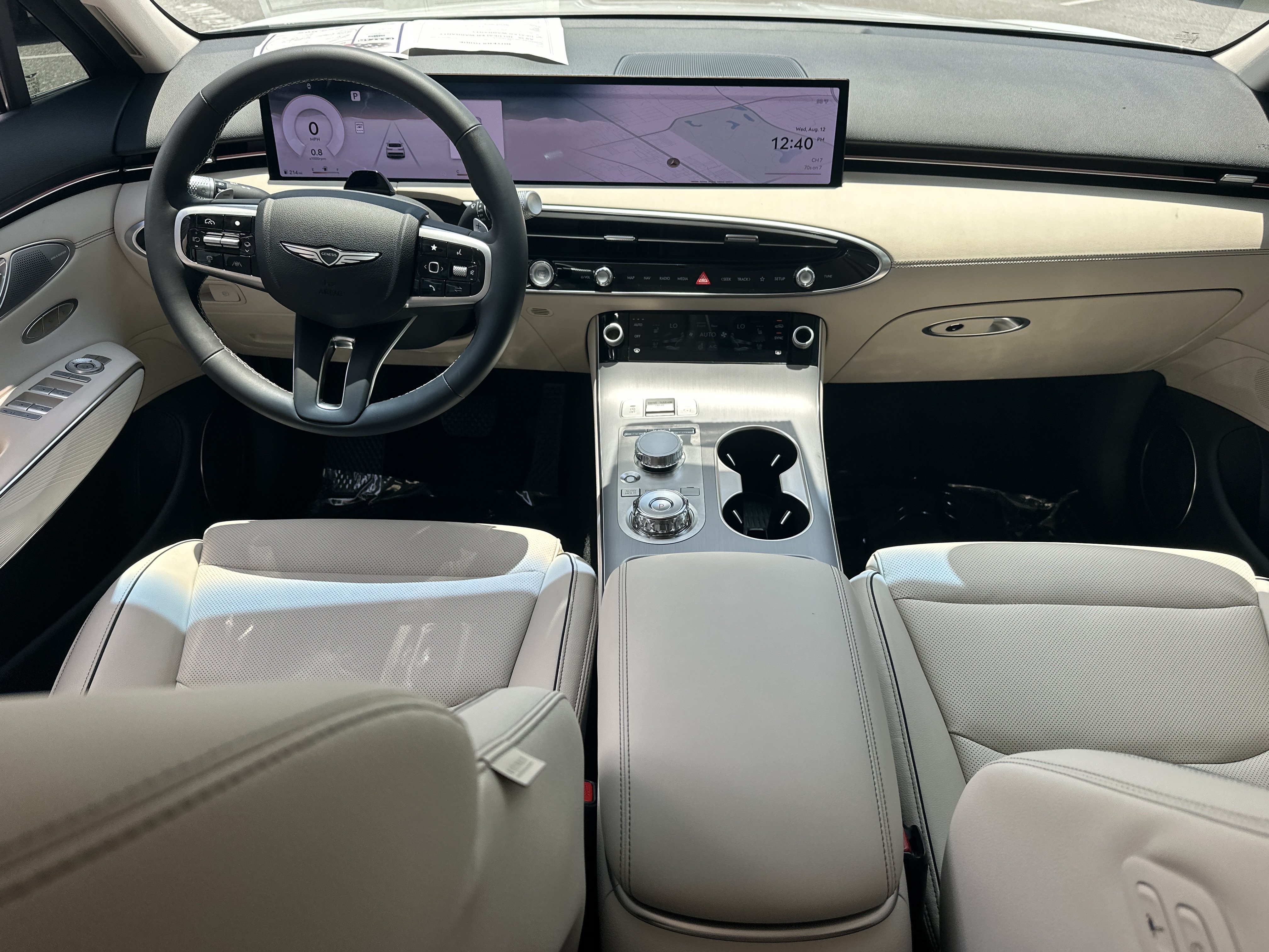 Certified 2026 Genesis GV70 2.5T Advanced AWD/4WD image 16