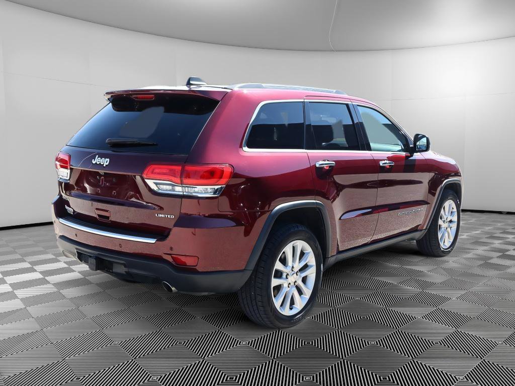 Used 2017 Jeep Grand Cherokee Limited w/ Luxury Group II AWD/4WD image 6