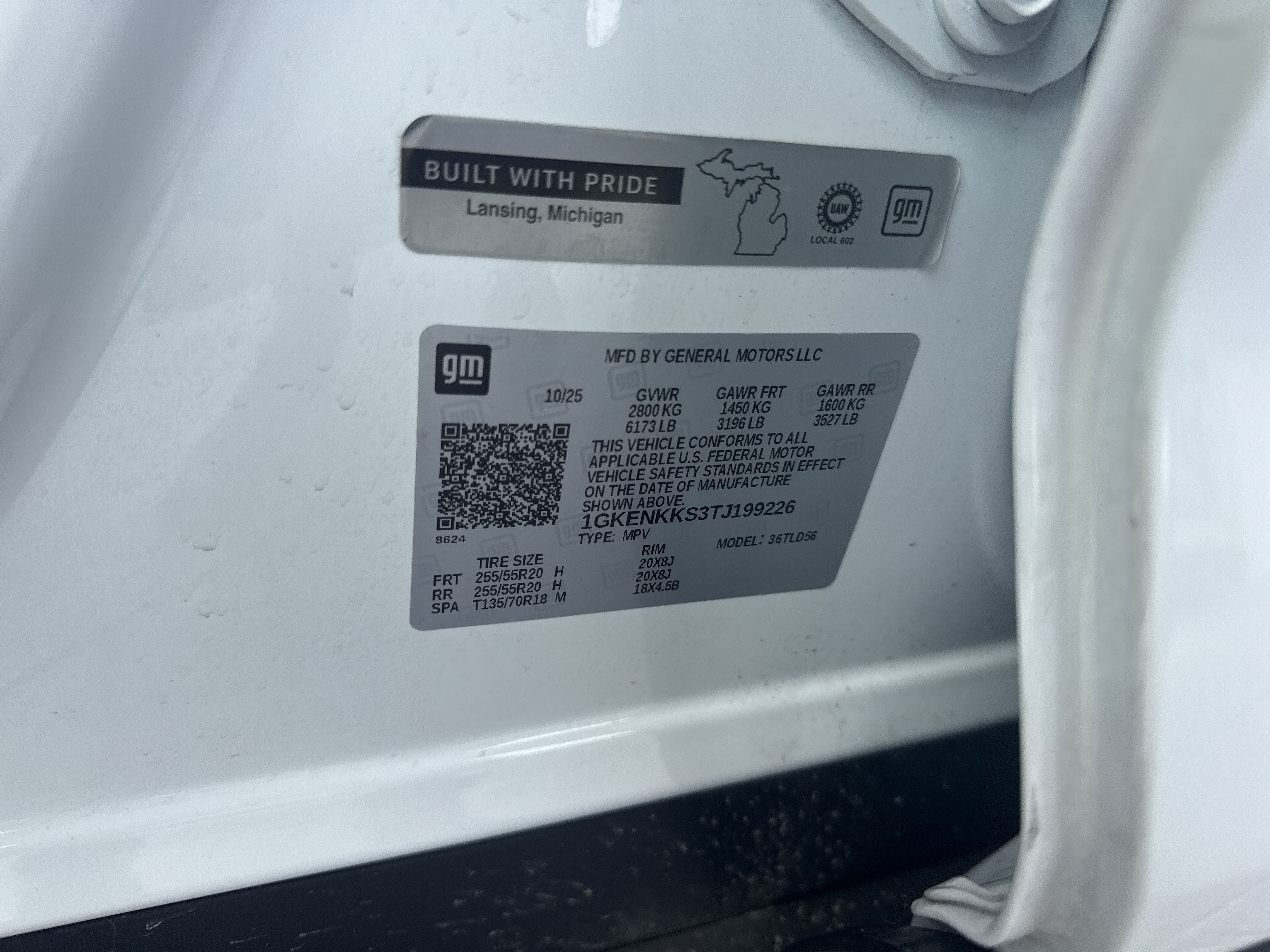 Used 2026 GMC Acadia Elevation w/ Elevation Premium Package FWD image 34
