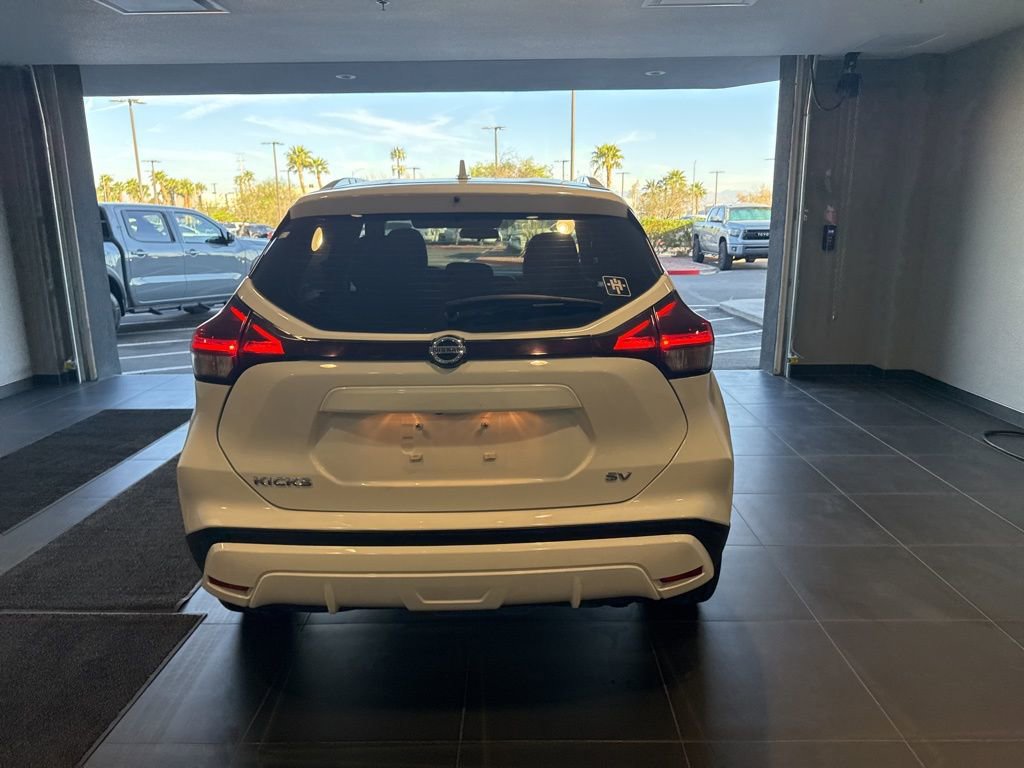 Used 2021 Nissan Kicks SV image 11