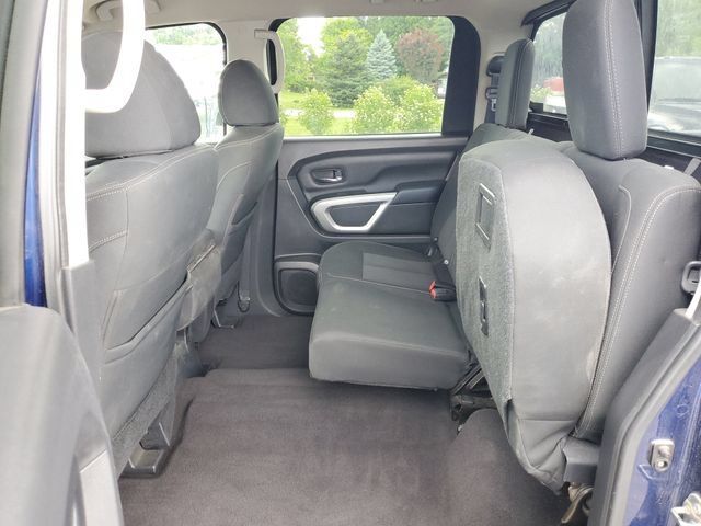 Used 2017 Nissan Titan SV AWD/4WD image 27