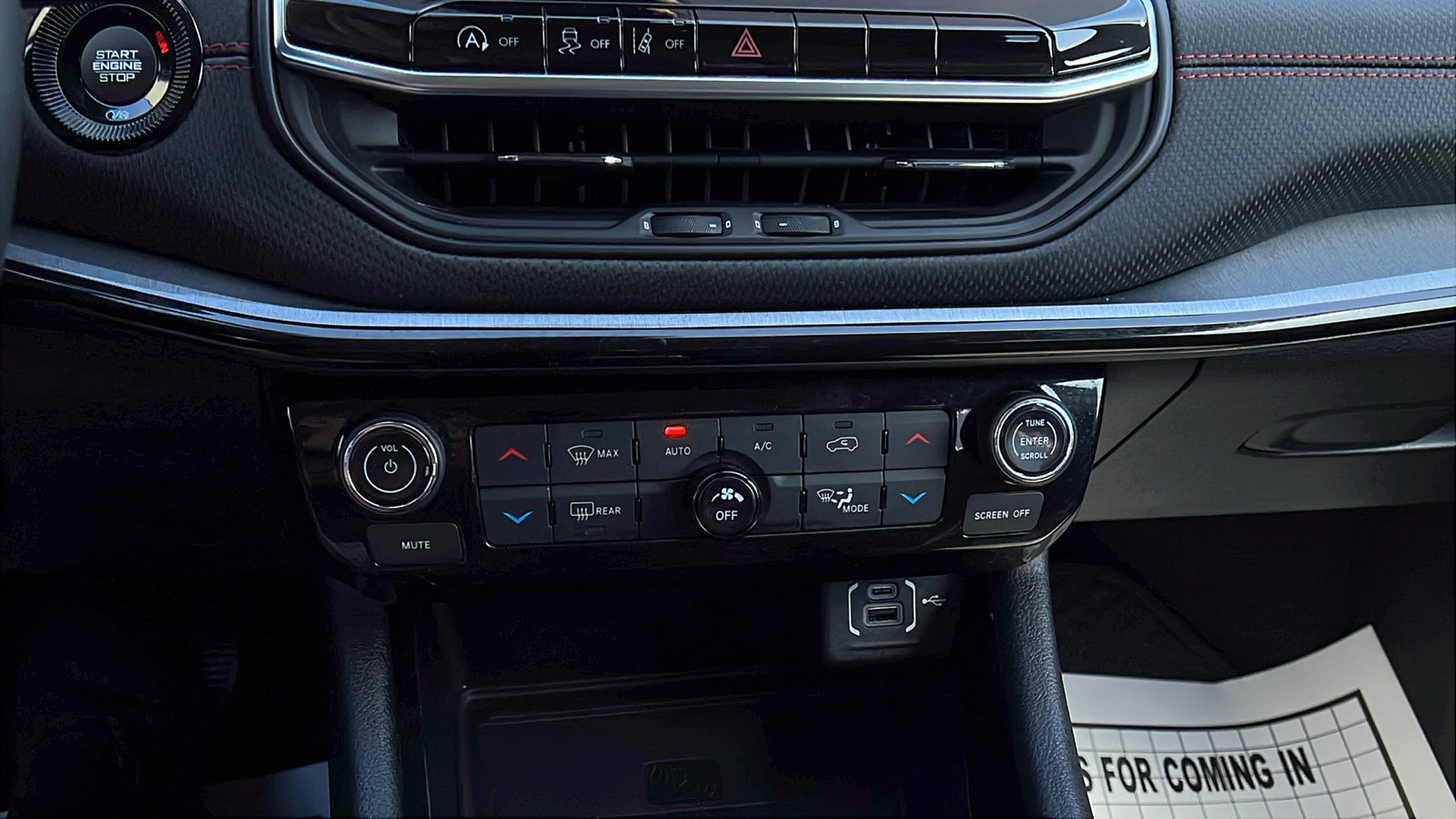 Used 2022 Jeep Compass Trailhawk w/ Trailhawk Elite Group AWD/4WD image 29