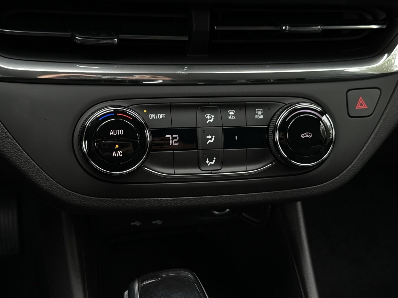 New 2026 Buick Envista Sport Touring FWD image 20