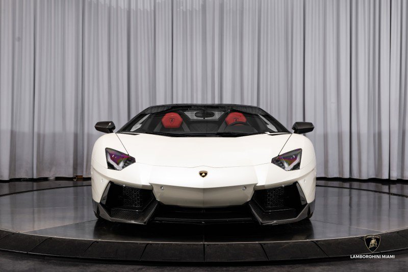 Used 2016 Lamborghini Aventador LP 700-4 image 11