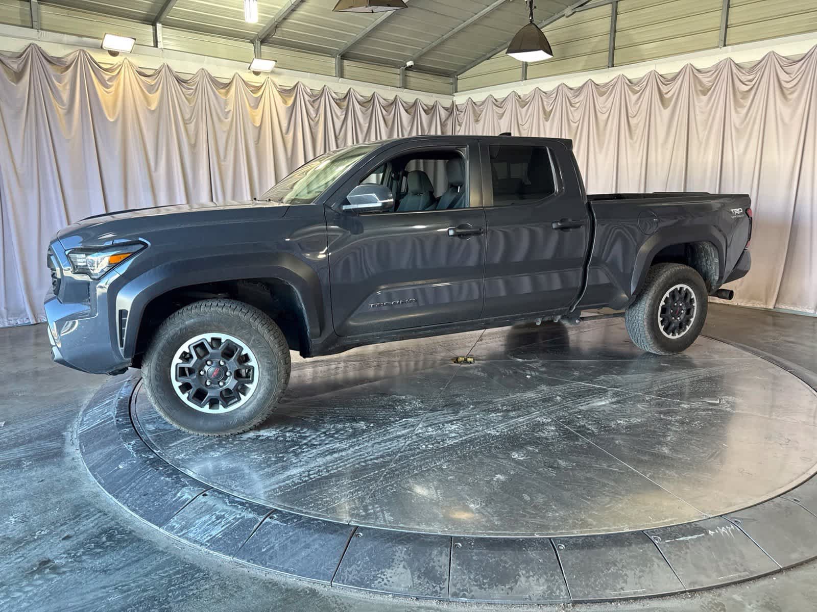 Used 2024 Toyota Tacoma TRD Off-Road AWD/4WD image 7