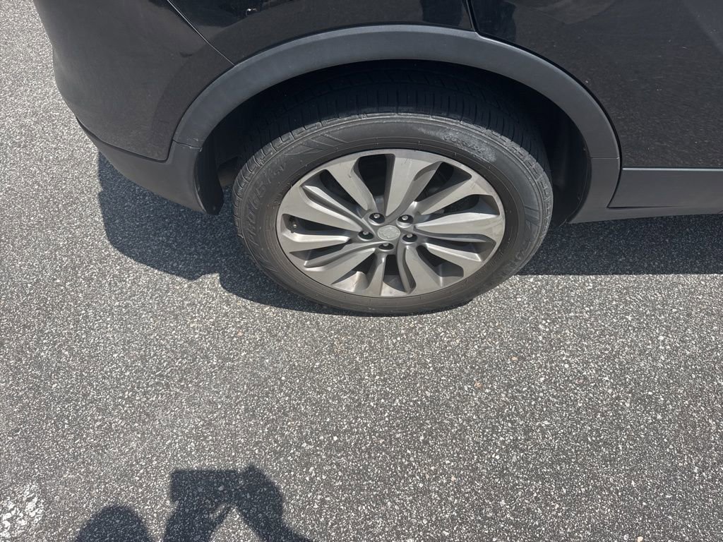 Used 2020 Buick Encore Preferred image 8