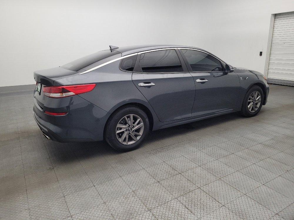 Used 2020 Kia Optima LX image 10