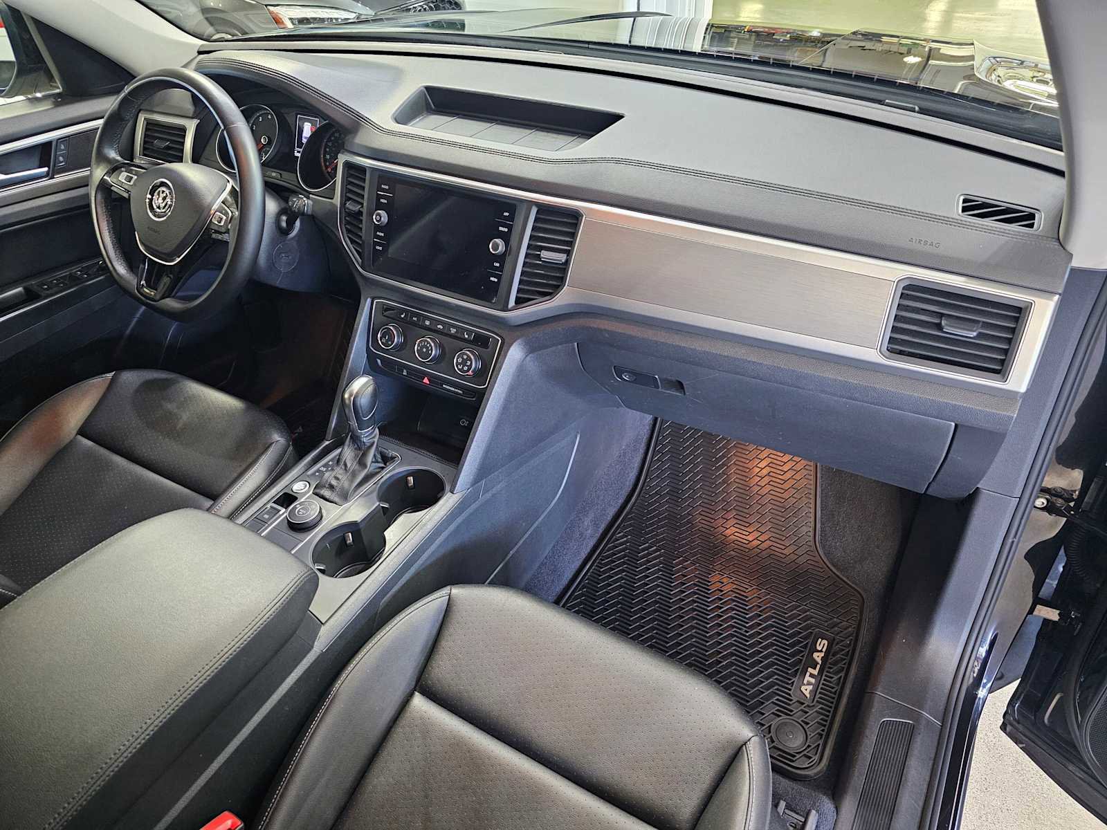 Used 2018 Volkswagen Atlas SE AWD/4WD image 11