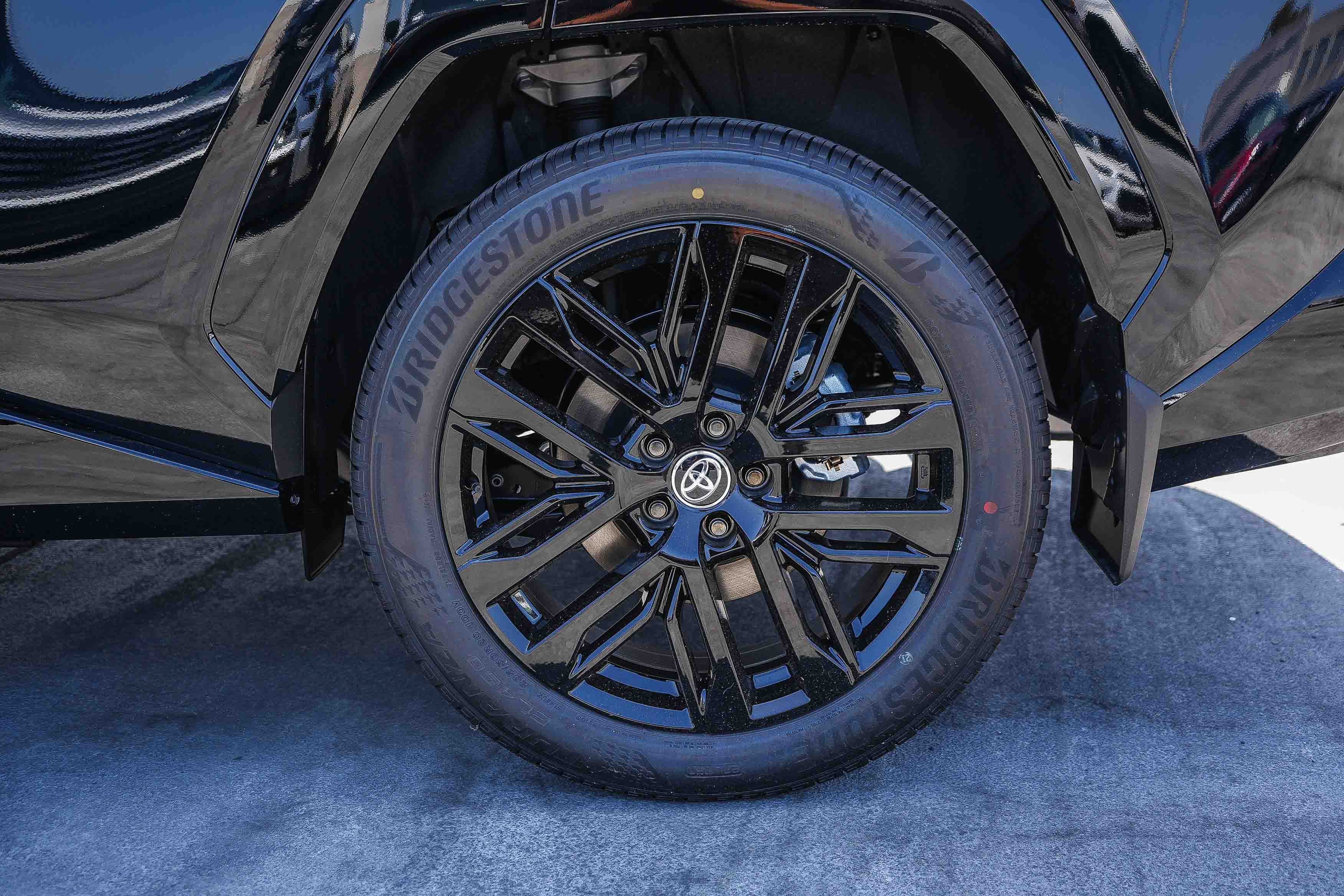 New 2026 Toyota RAV4 XSE AWD/4WD image 11