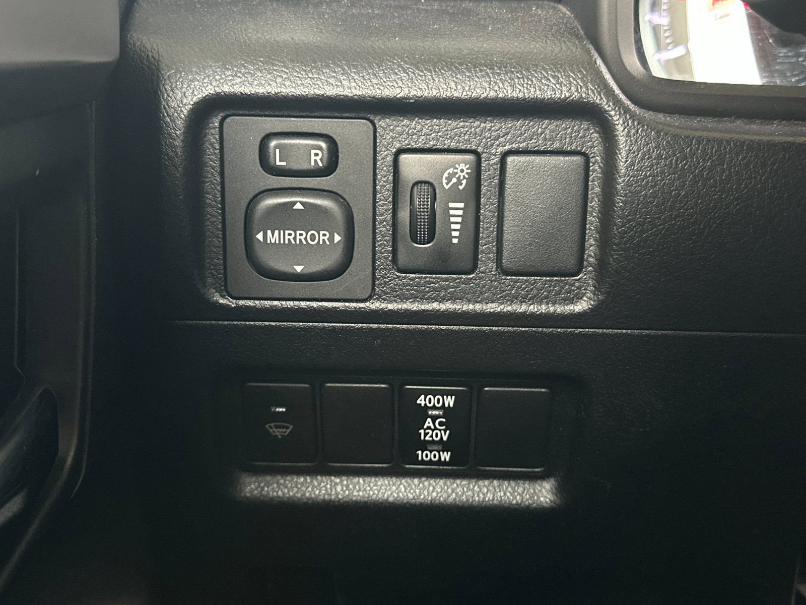 Used 2014 Toyota 4Runner SR5 image 26