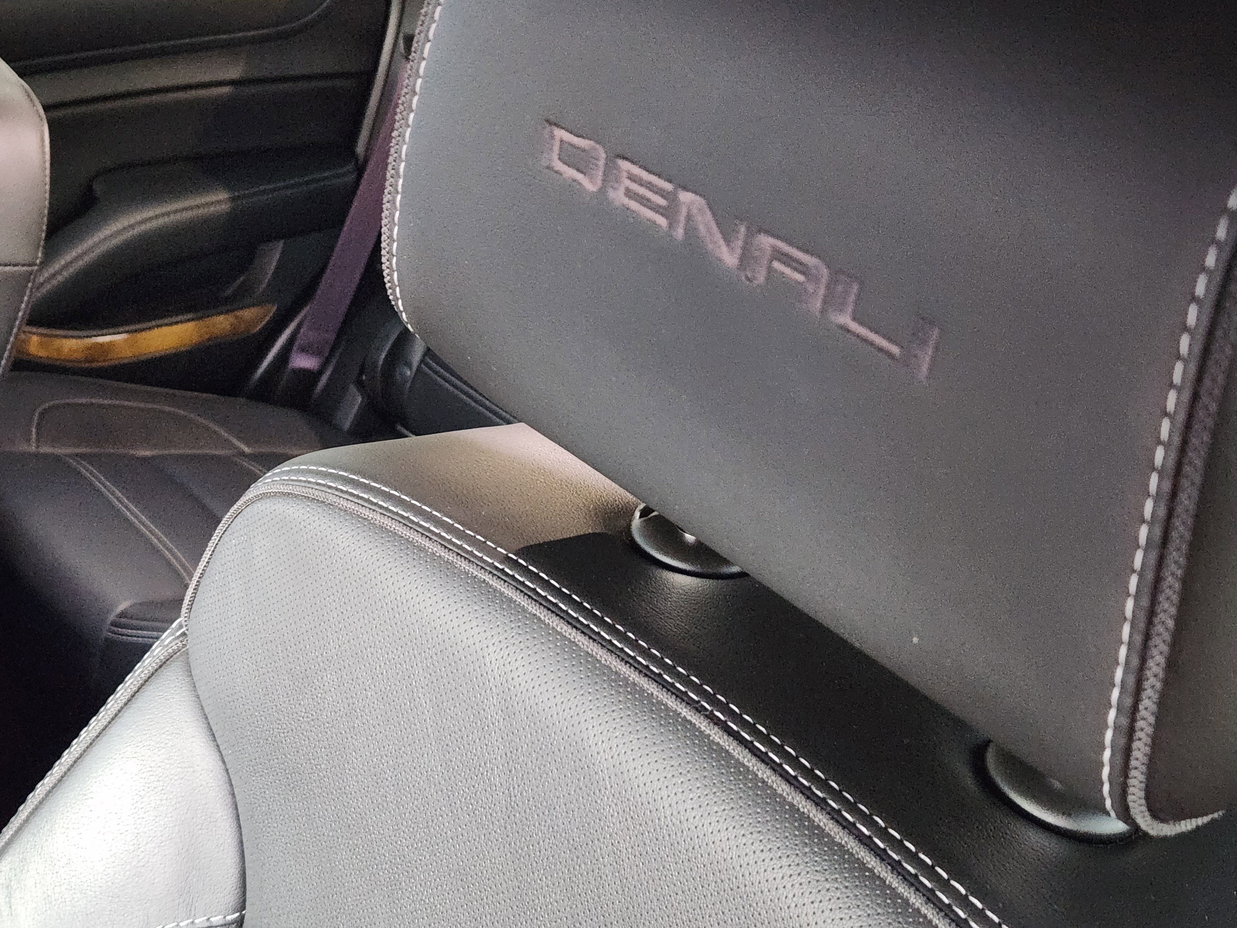 Used 2017 GMC Yukon Denali w/ Open Road Package image 14