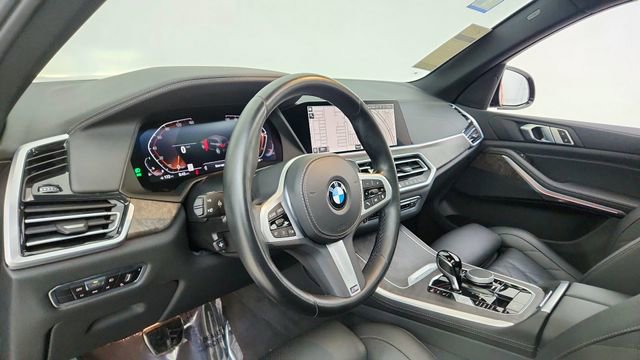 Used 2023 BMW X5 xDrive40i w/ M Sport Package image 20