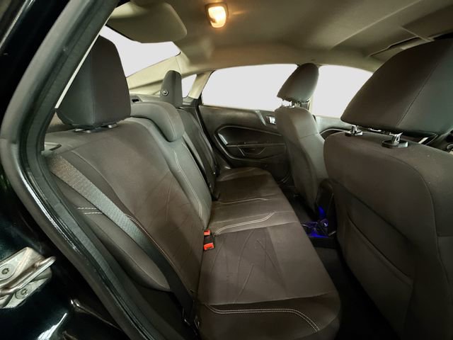 Used 2014 Ford Fiesta SE image 24