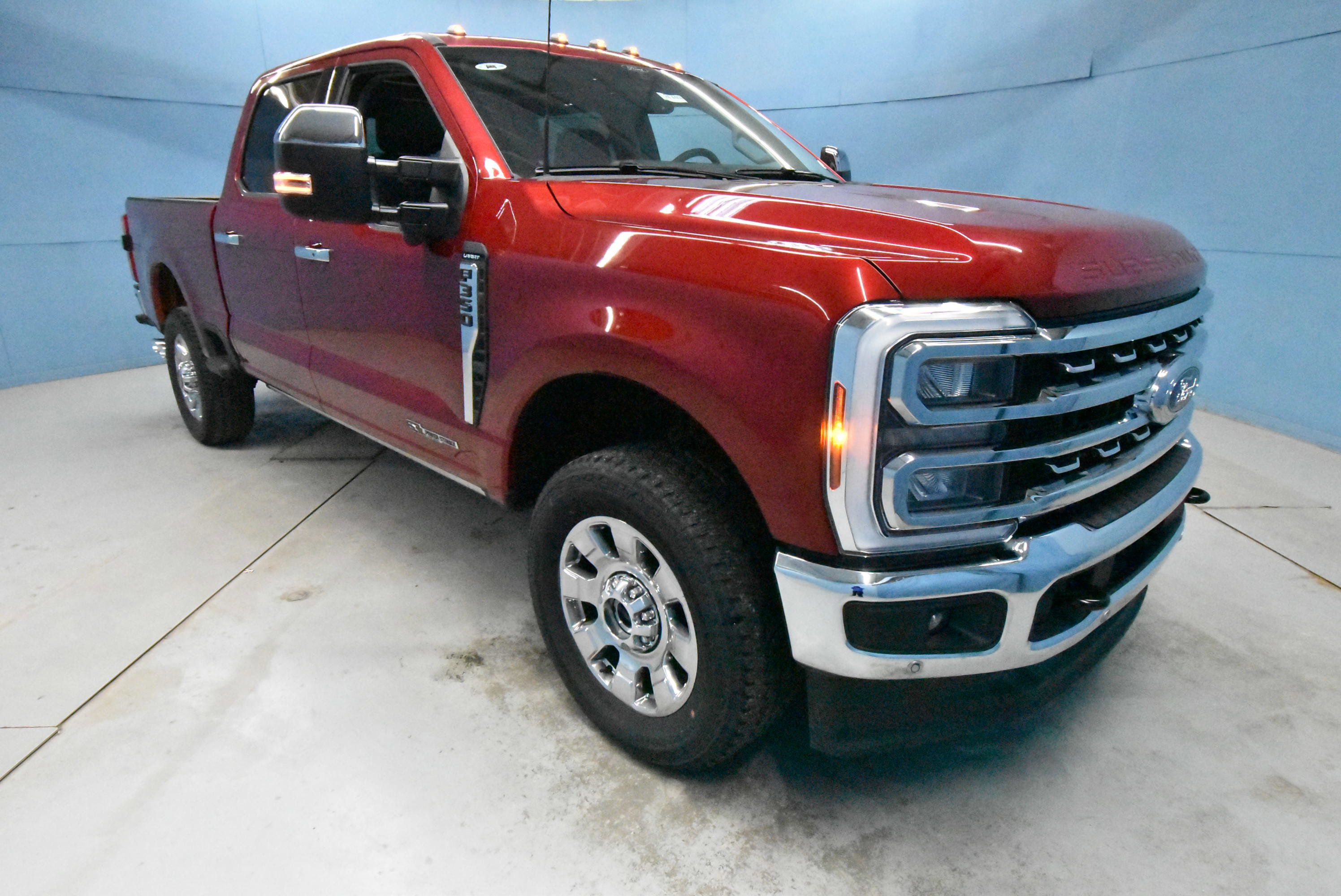 New 2025 Ford F350 Lariat w/ Lariat Ultimate Package