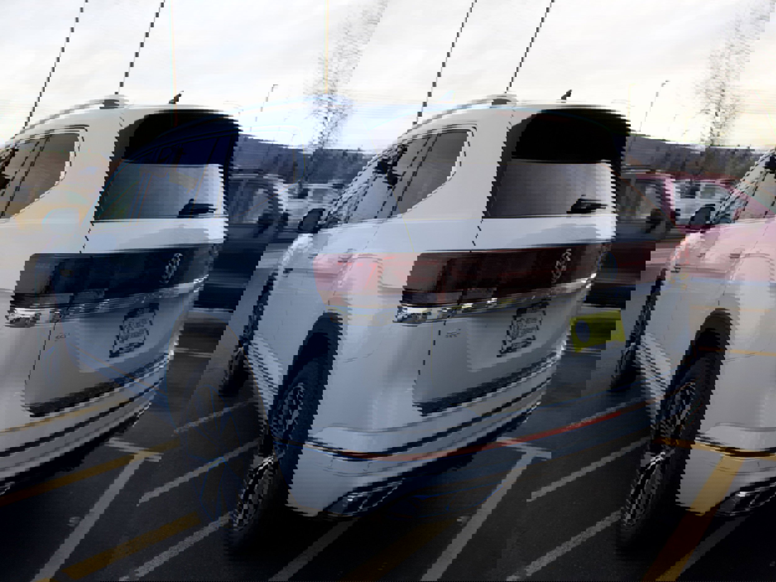 New 2026 Volkswagen Atlas SEL Premium R-Line image 7