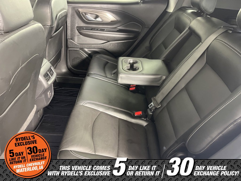 Certified 2023 GMC Terrain SLT w/ Infotainment Package II image 30