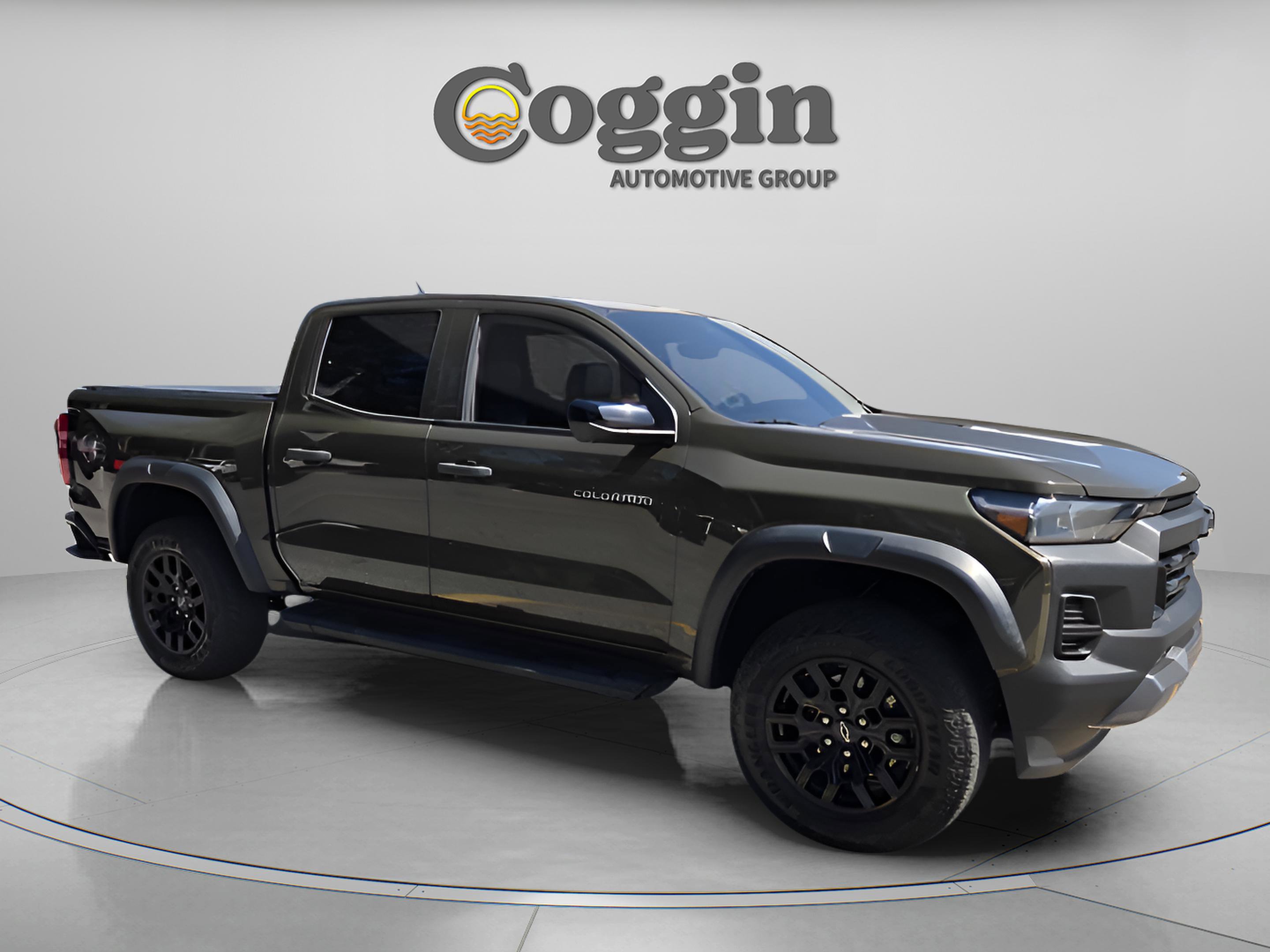 Certified 2023 Chevrolet Colorado Trail Boss w/ Technology Package AWD/4WD image 7