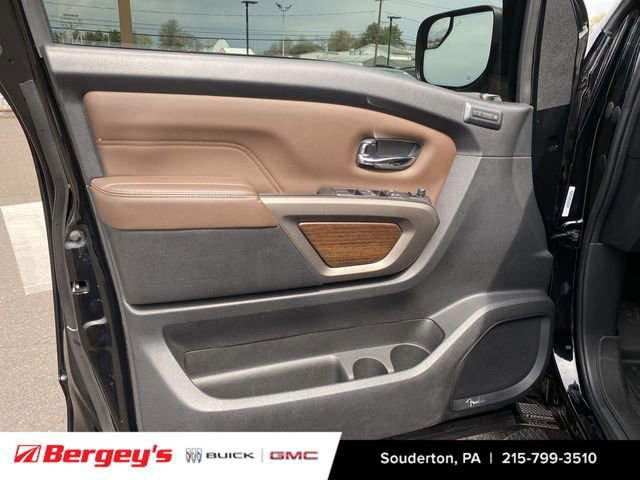Used 2021 Nissan Titan Platinum Reserve w/ Moonroof Package AWD/4WD image 25