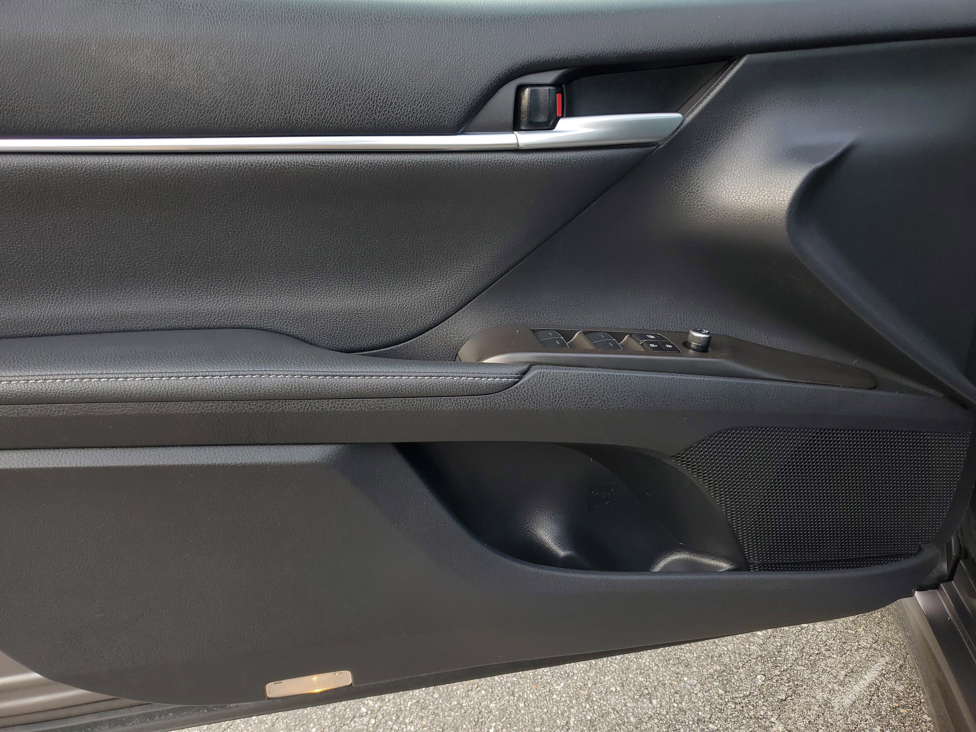 Used 2024 Toyota Camry XSE image 16