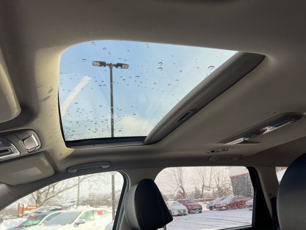 Certified 2023 Kia Telluride S w/ S Sunroof Package image 8