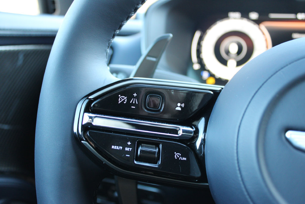 New 2026 Aston Martin DBX 707 AWD/4WD image 17
