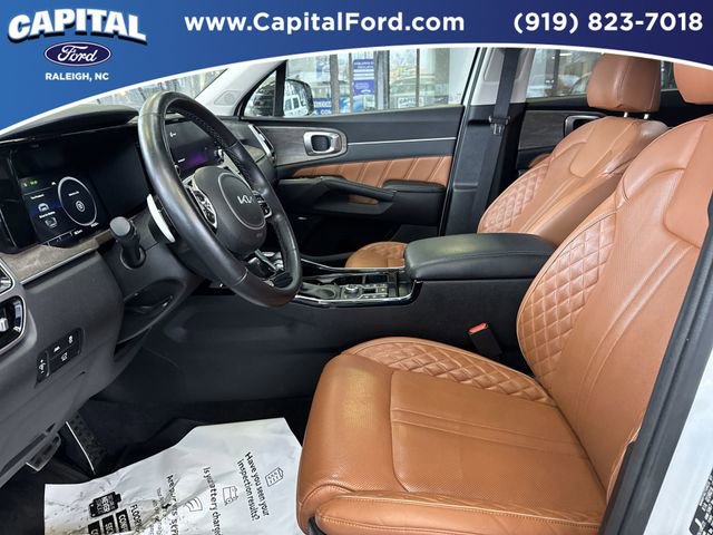 Used 2022 Kia Sorento SX Prestige w/ Rust Color Package image 17