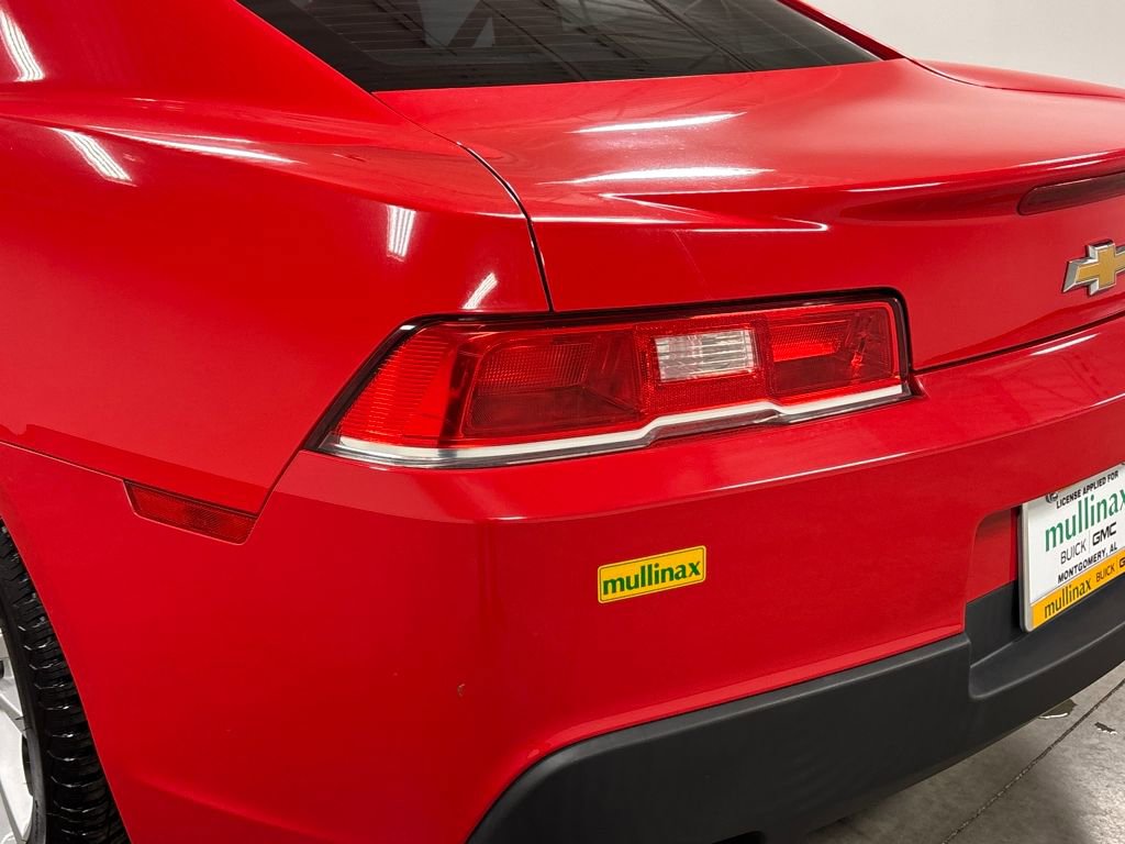 Used 2015 Chevrolet Camaro LS image 17