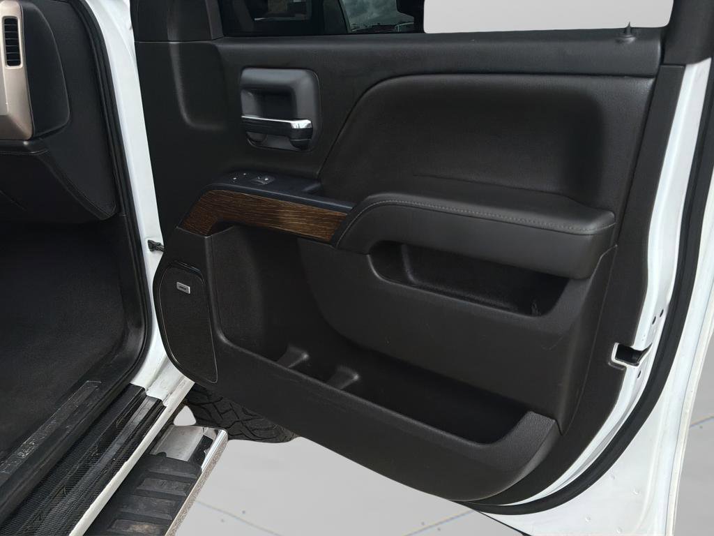 Used 2019 GMC Sierra 2500 Denali w/ Duramax Plus Package image 11