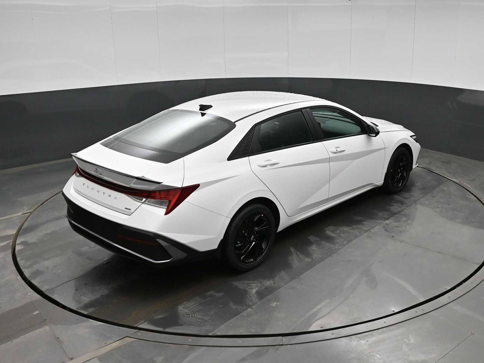 New 2026 Hyundai Elantra Sport image 30