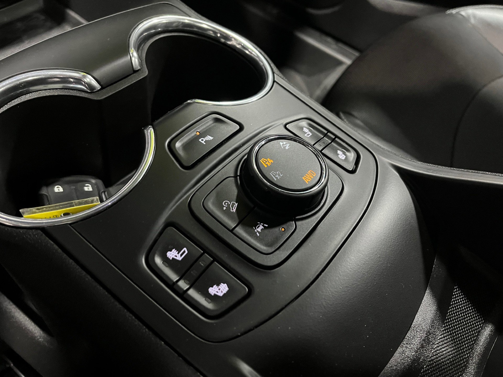 Certified 2022 GMC Terrain SLT w/ Infotainment Package II image 14