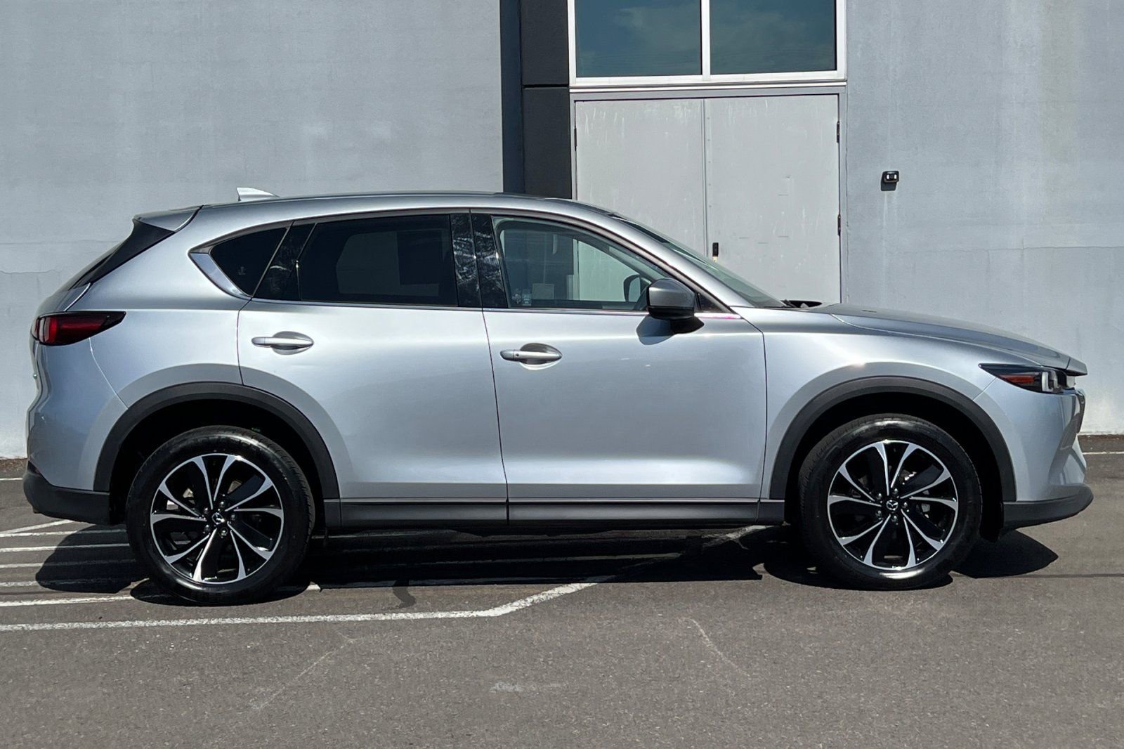 Used 2023 MAZDA CX-5 AWD 2.5 S w/ Premium Package image 3