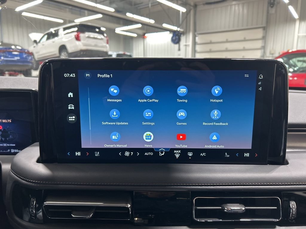 New 2026 Lincoln Aviator AWD w/ Jet Appearance Package image 22