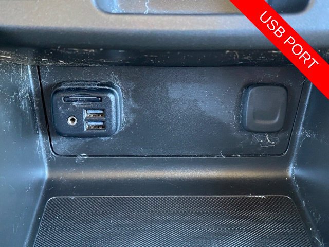Used 2021 Chevrolet Colorado Z71 w/ Safety Package AWD/4WD image 38